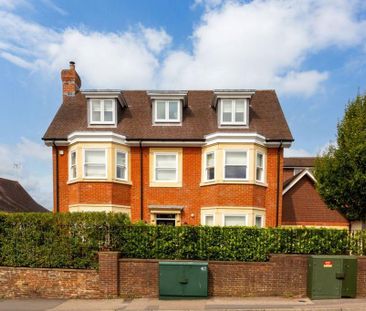 4 bedroom detached house to rent - Photo 2