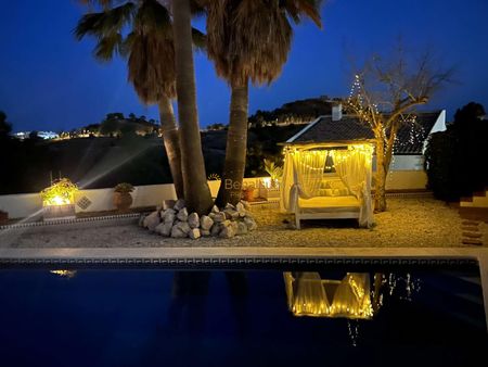 For rent from 1.9.25-30.6.26 -Magnificent villa for rent in Montealto (Benalmadena) - Photo 4