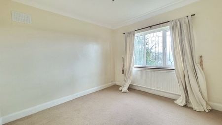 Northwood Avenue, Saltdean 2 bedroom bungalow to rent - Photo 2