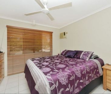 One Bedroom Apartment located in Manunda! - Photo 1