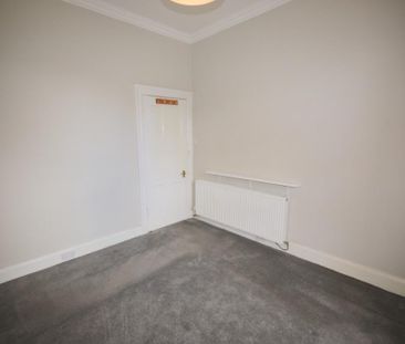 4 bedroom flat to rent - Photo 6