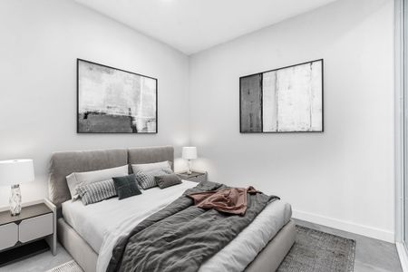 Spacious & Private Flat in a Prime Marrickville Location - Photo 2