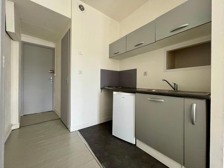 Location Appartement 1 pièce 31m² NANTES 44000 - Photo 4