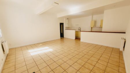Location appartement 3 pièces, 73.82m², Carcassonne - Photo 3