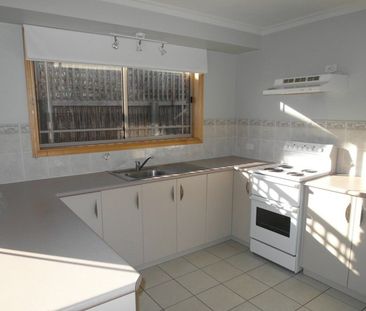 1A Clunie Close LINDISFARNE - Photo 4