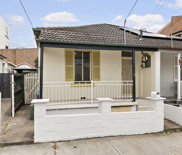Well-Presented 3 Bedroom Home - Photo 3