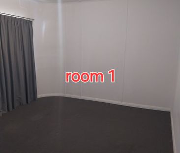 6-bedroom shared house / townhouse, Bruce st - Photo 1