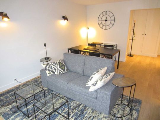 Tout savoir sur cet appartement à Paris 7ème - Photo 1