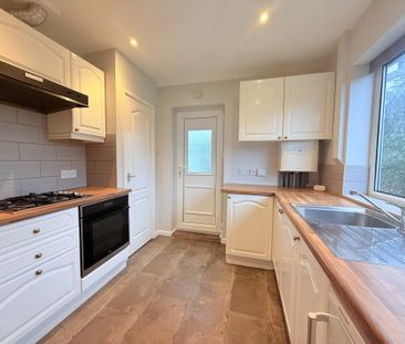 Oak Glade, York - Photo 3