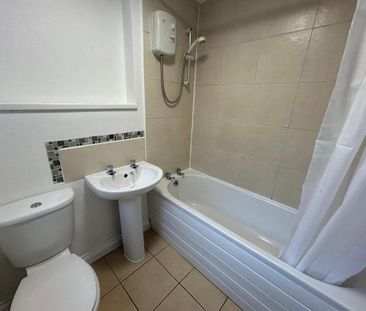 2 bedroom terraced house to rent - Photo 6
