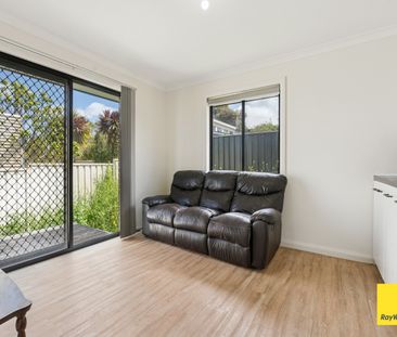 1/6A Burrowes street - Photo 3