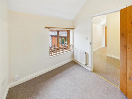 3 bedroom barn conversion to rent - Photo 3