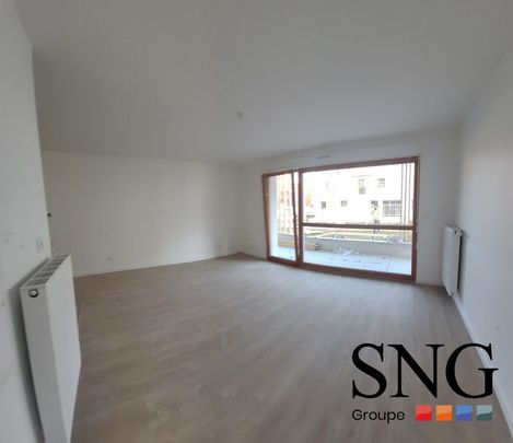 T3 AVEC LOGGIA + PARKING - Photo 1