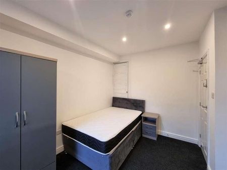 Russell Street, Loughborough, Leicestershire, LE11 - Photo 5