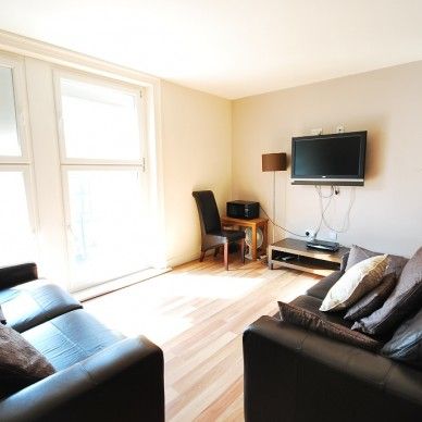 2 Bed - City Apartments, Northumberland Street - Photo 1