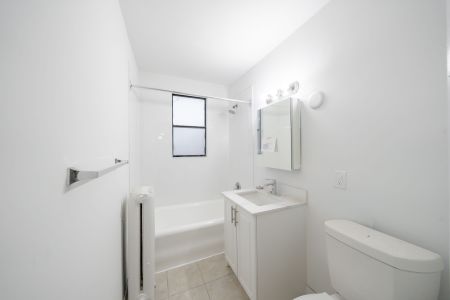 For Lease - 4 Kingston Road Unit# 39, Toronto, Ontario - Photo 5