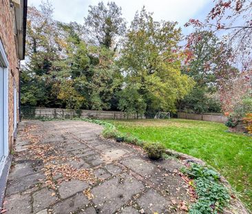 4 bedroom detached house to rent - Photo 1