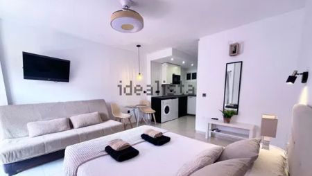 Alquiler de estudio en Avenida Gamonal, 10 - Photo 4