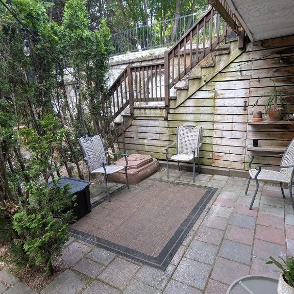 Appartement à louer très grand 4 1/2 Saint-Sauveur - Photo 1