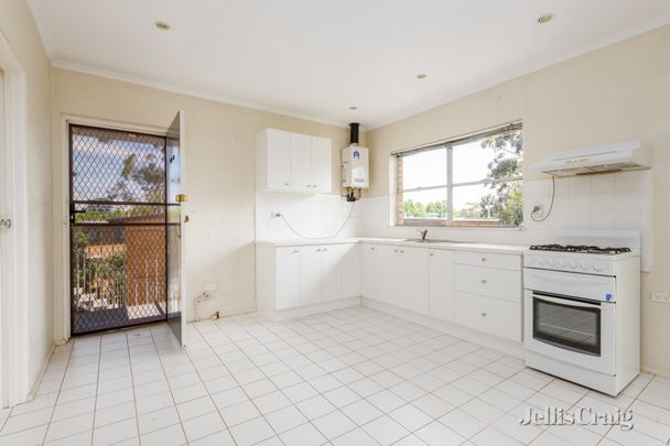 E22/140 Arden Street, North Melbourne - Photo 1