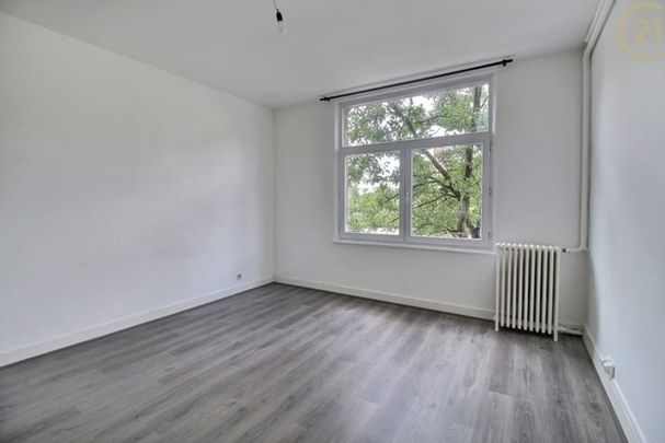 Appartement te huur - Photo 1