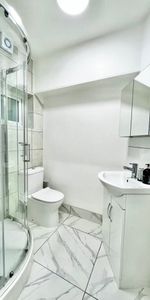 1 Bed Flat, Western Avenue, NW11 - Photo 3