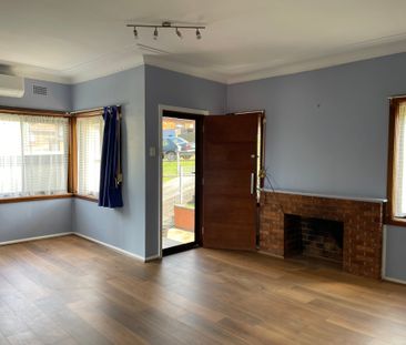 7 First Avenue North Warrawong - Photo 1