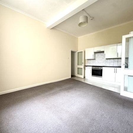 Richmond Road, Brighton BN2 3RL 2 bedroom apartment to rent - Photo 1