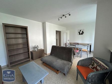 Location Appartement 2 pièces 42m² ST MARTIN D HERES 38400 - Photo 2