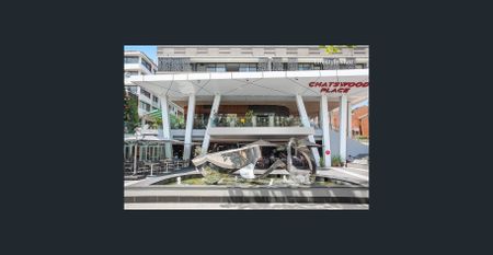 Sought-after full brick 3 bedroom family house in premium suburb - Photo 2