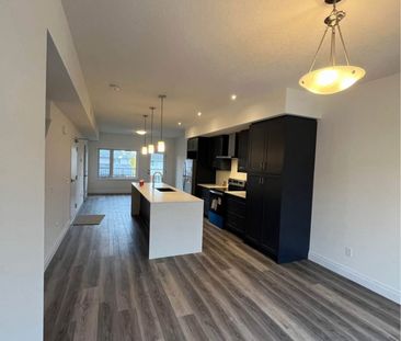 For Lease - 22 Lily Lane, Guelph, Ontario - Photo 3