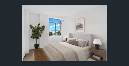 CLASSIC "EASTHAVEN" WATERFRONT 2 BEDROOM APARTMENT - NORTH FACING VIEWS - Photo 4