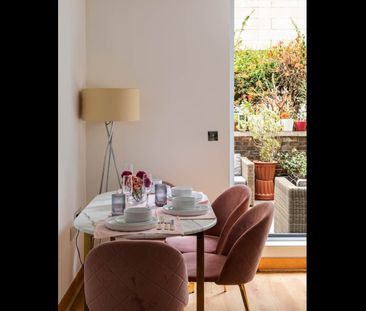4 Bed Flat, Page St, SW1P - Photo 4
