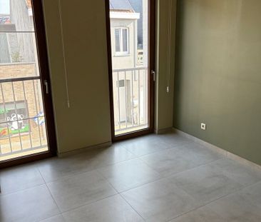 Recent (2017) appartement op de eerste verdieping, ideaal gelegen i... - foto 5