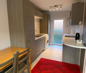 41 Salisbury Court, Dublin Road, Belfast, BT7 1DD - Photo 2