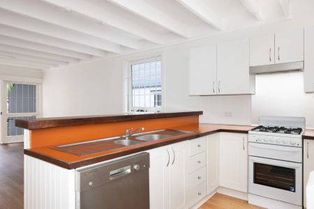 143 Rochford Street, Erskineville. - Photo 3