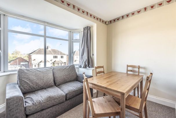 3 bedroom flat to rent - Photo 1