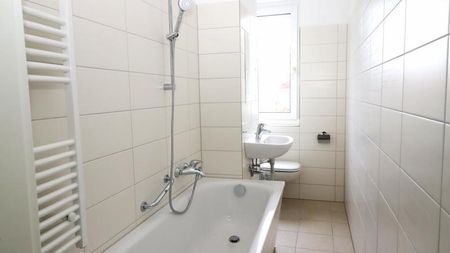 2-Raumwohnung im GRÜNEN - frisch renoviert - Photo 2