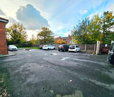 Marcliffe Drive, Levenshulme, Manchester, M19 - Photo 2