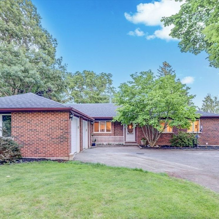 For Lease - 11 Church Street, Caledon, Ontario - Photo 1