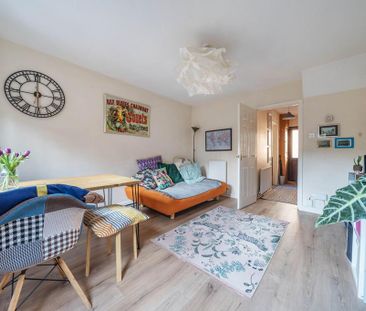 2 bedroom terraced house to rent - Photo 2