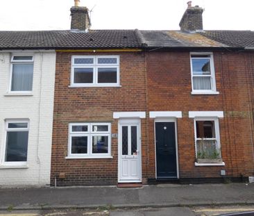 3 bedroom terraced house to rent - Photo 1