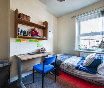 Unique architectural layout with distinct zones - a fun place to live! - Photo 4