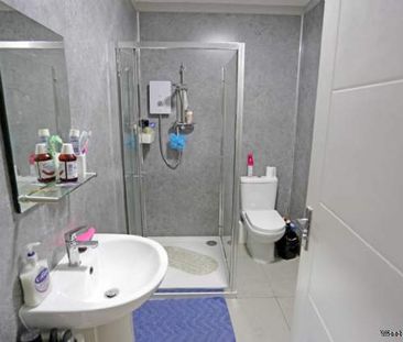 1 bedroom property to rent in Ilford - Photo 5