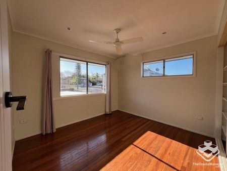 Charming 3-Bedroom Home for Lease â Spacious Block, Prime Location - Photo 3