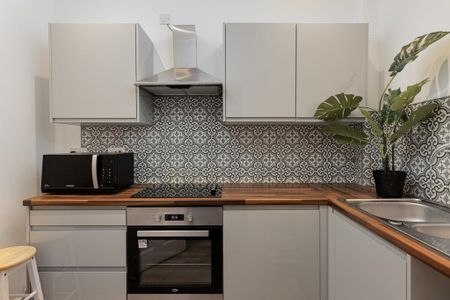 1 bedroom in a house share to rent - Photo 4