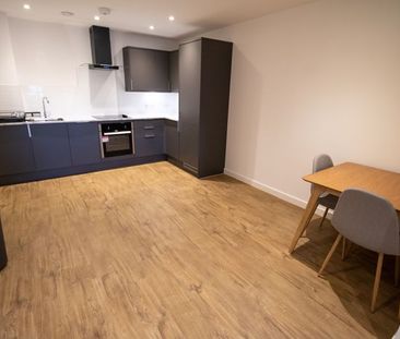 Lincoln House, Bolton - Photo 3