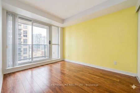 5 Michael Power Place condo — Toronto, ON (1-Bedroom) - 1 Bedroom - Photo 2