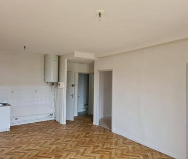 Location appartement t3 43 m² à Langogne (48300) - Photo 1