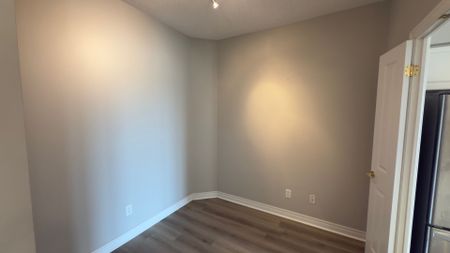 For Lease - 40 Old Mill Road Unit# 703, Oakville, Ontario - Photo 5